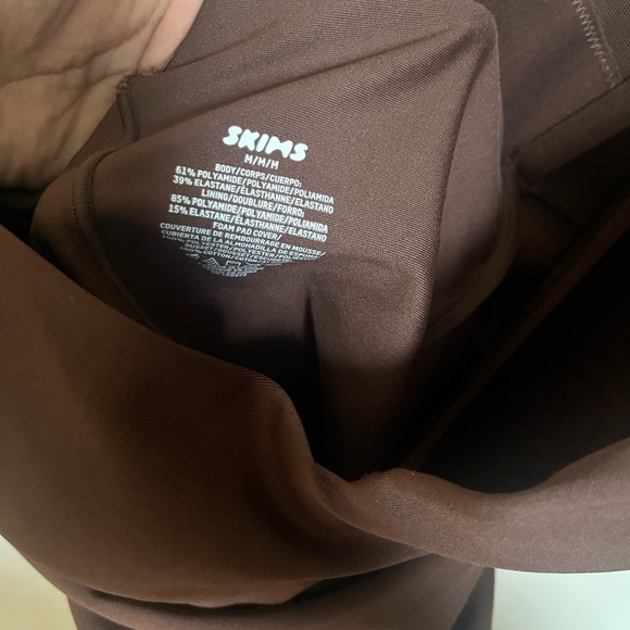 SKIMS Cocoa Push-up Thong Bodysuit - Picture 5 of 7